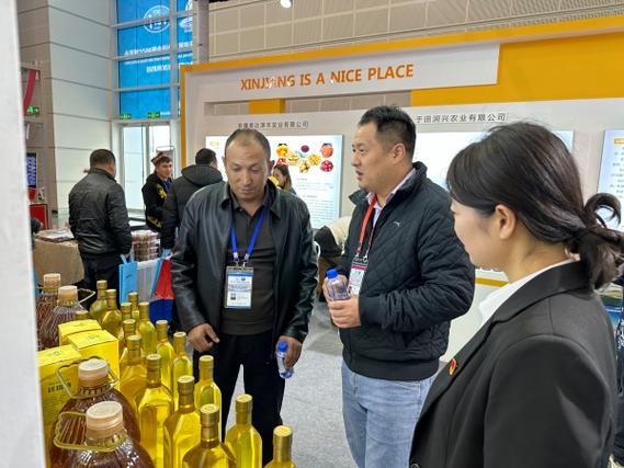 策勒的特色农产品亮相2023年中国天津投资贸易恰谈会暨pecc博览会-策